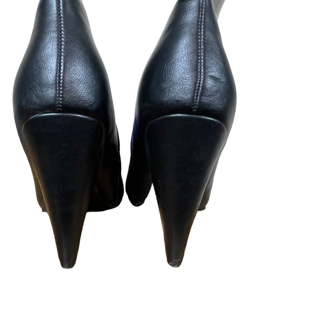 EUC Bamboo boots, unique heel, fashionable, black, size 10. - Picture 4 of 6